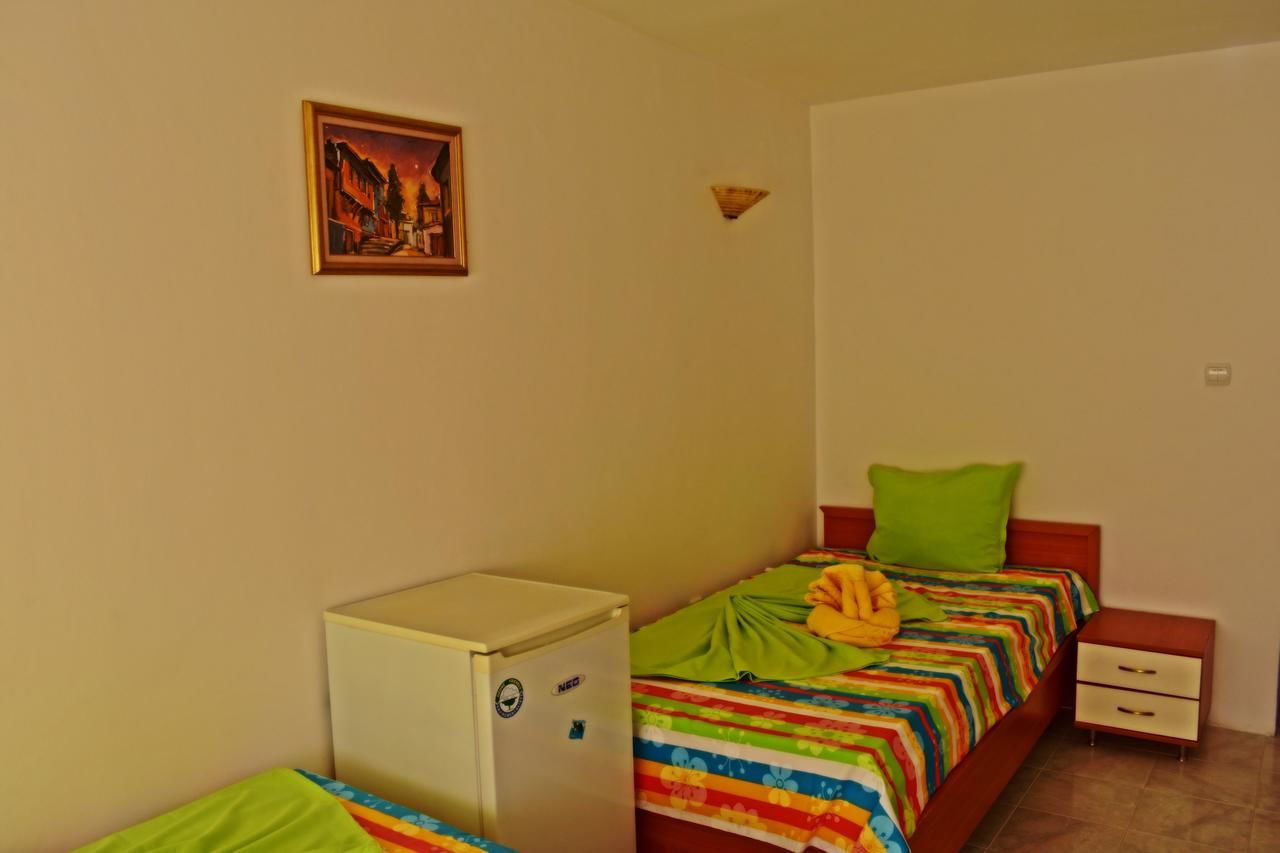 Гостевой дом Family House Katerini Несебр-20