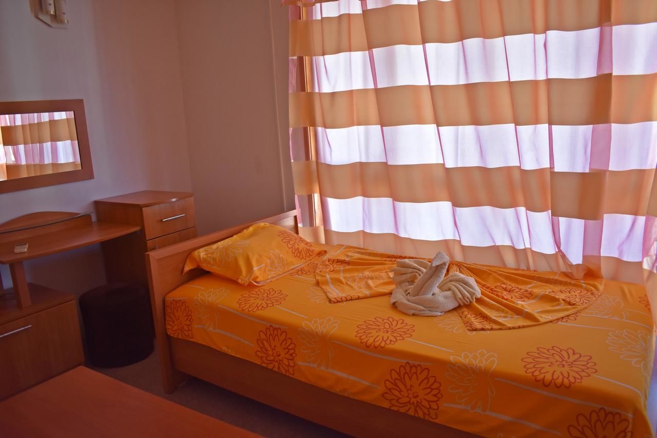 Гостевой дом Family House Katerini Несебр-34